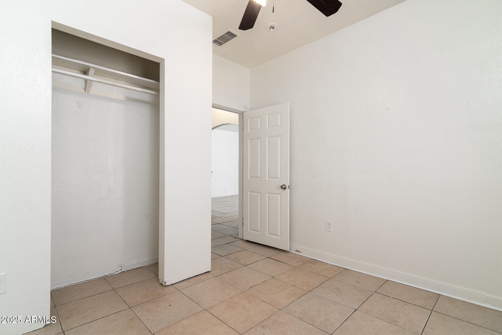 2231 N 25TH Place
