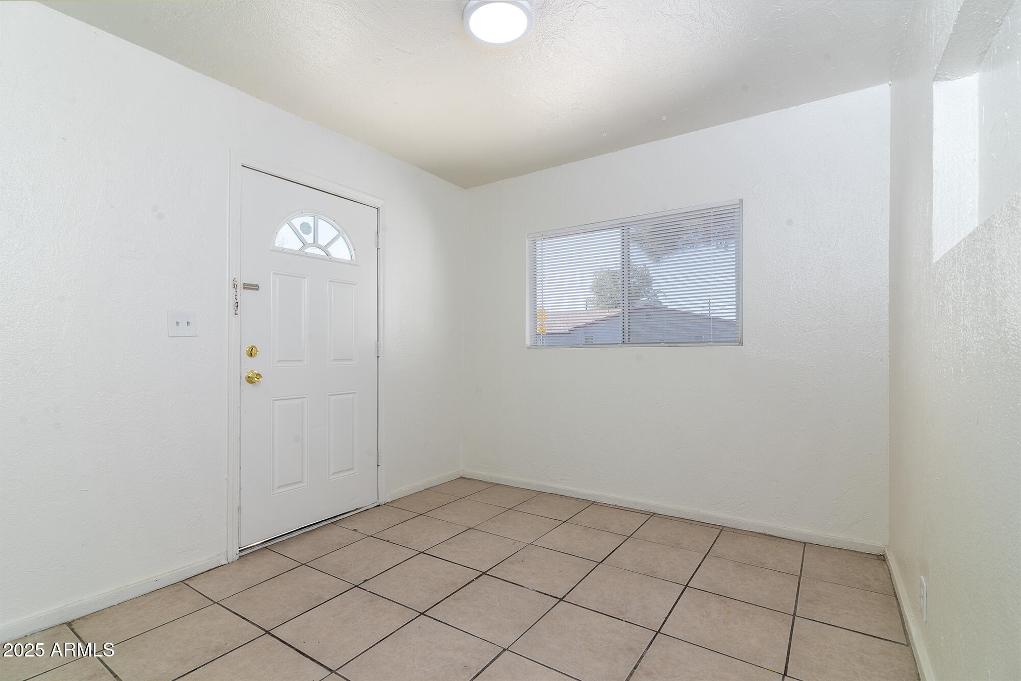 2231 N 25TH Place