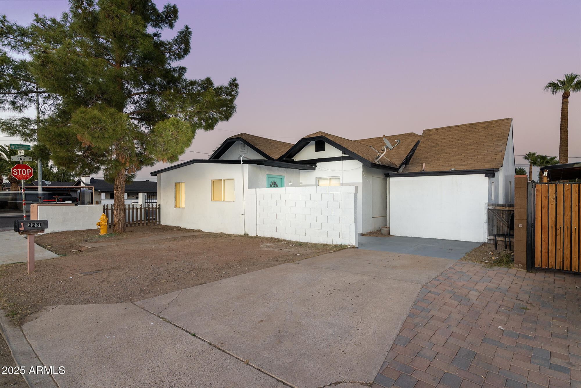 2231 N 25TH Place