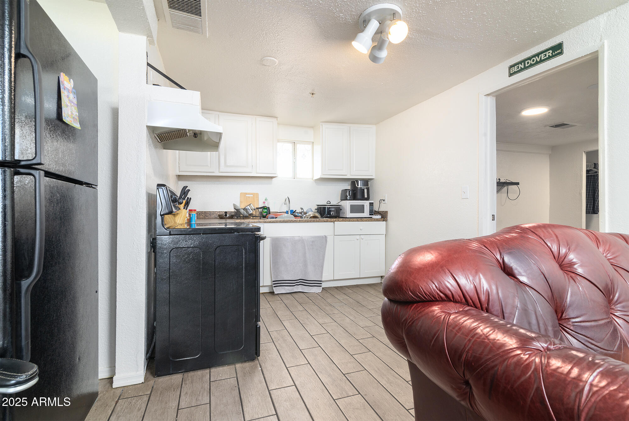 2231 N 25TH Place