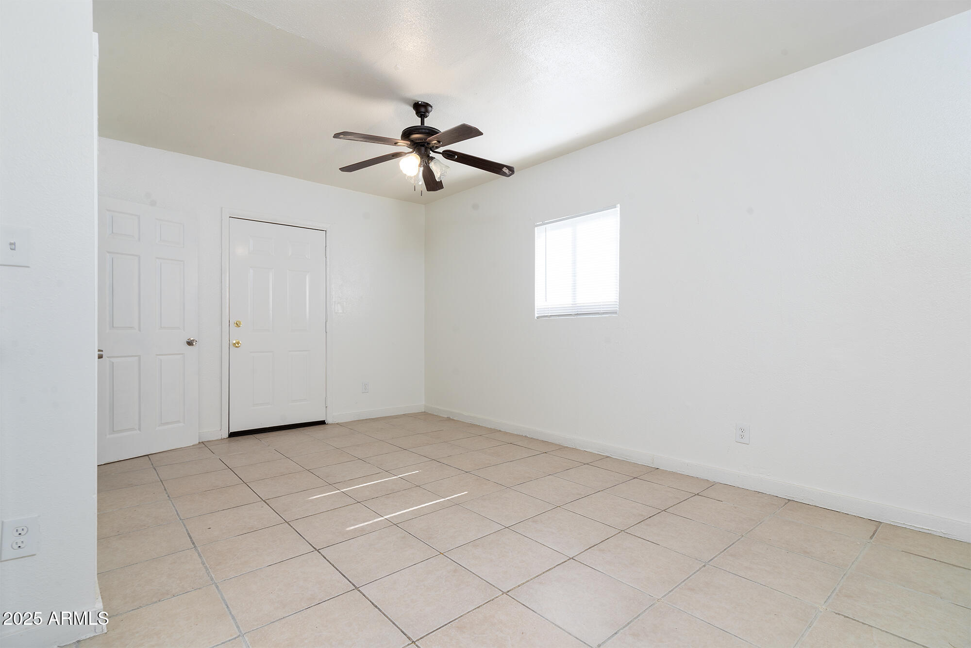 2231 N 25TH Place