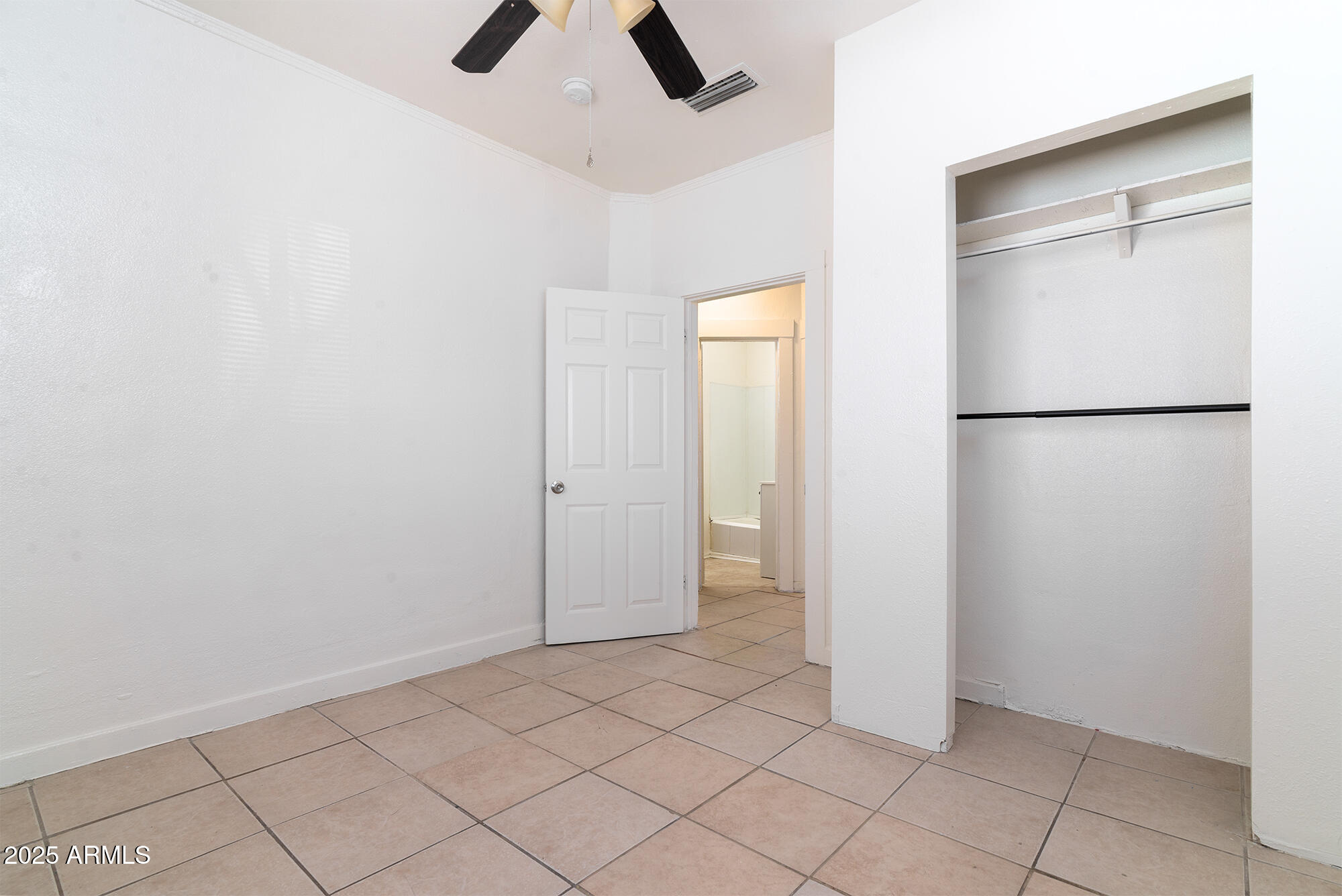 2231 N 25TH Place