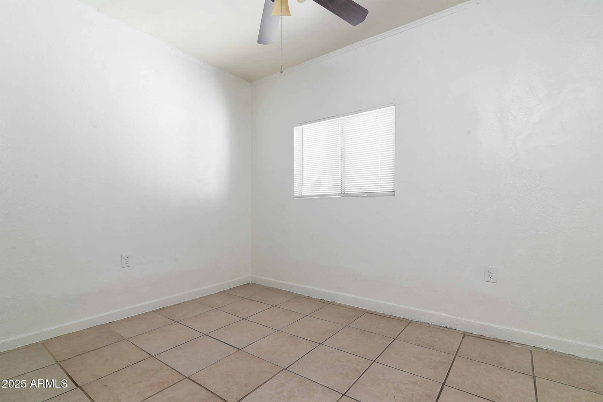 2231 N 25TH Place