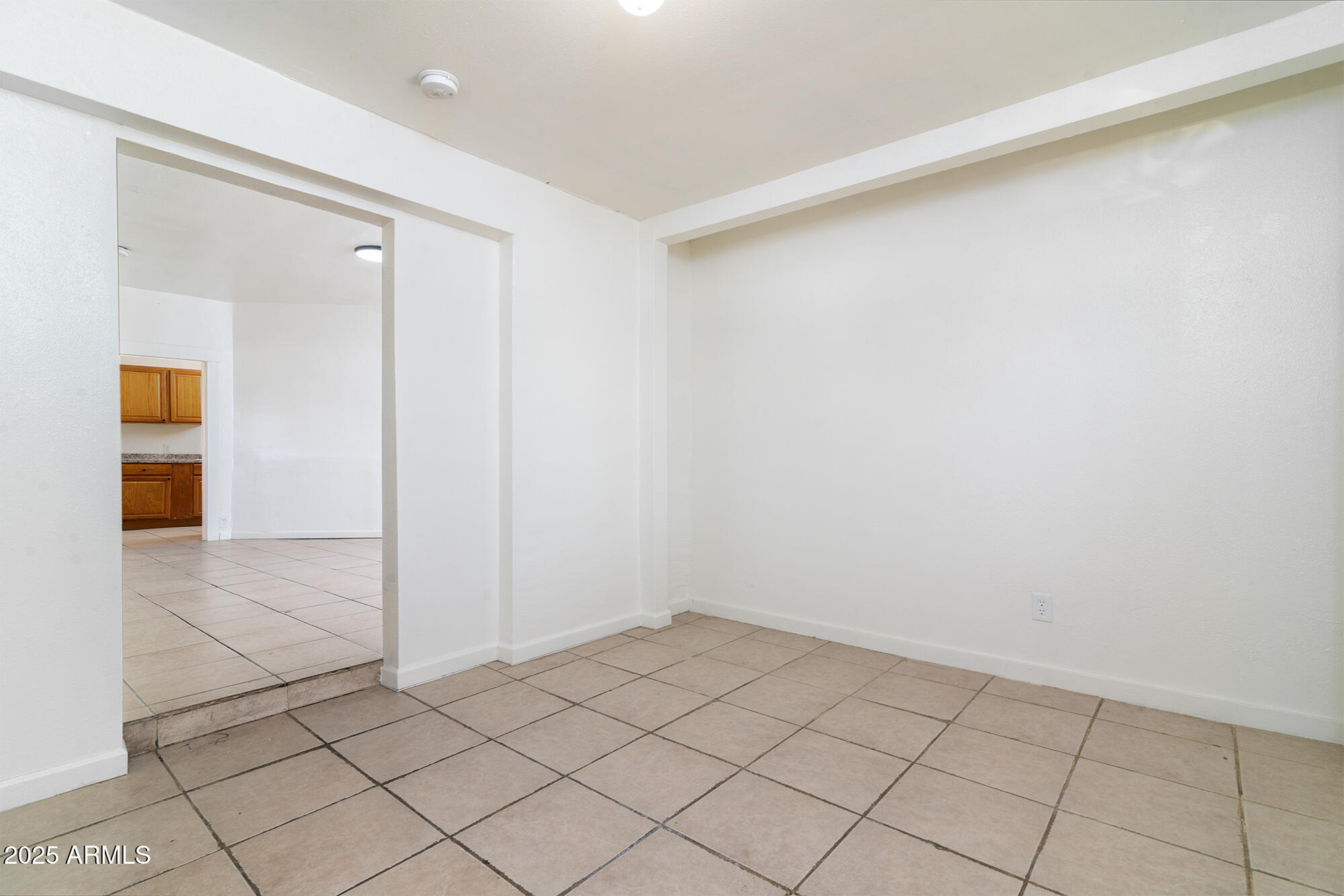 2231 N 25TH Place
