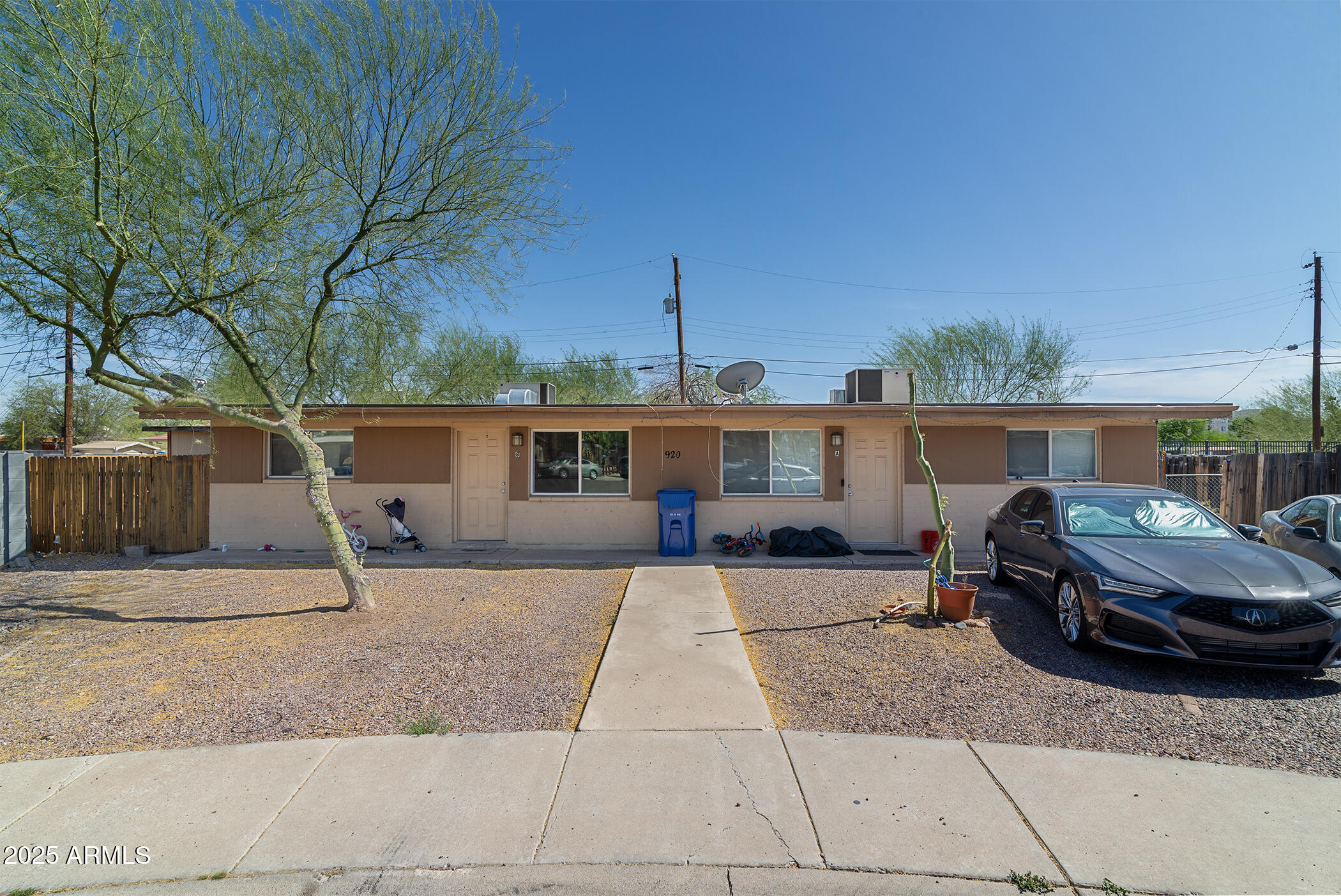 959 W W 8Th 1-12 Place