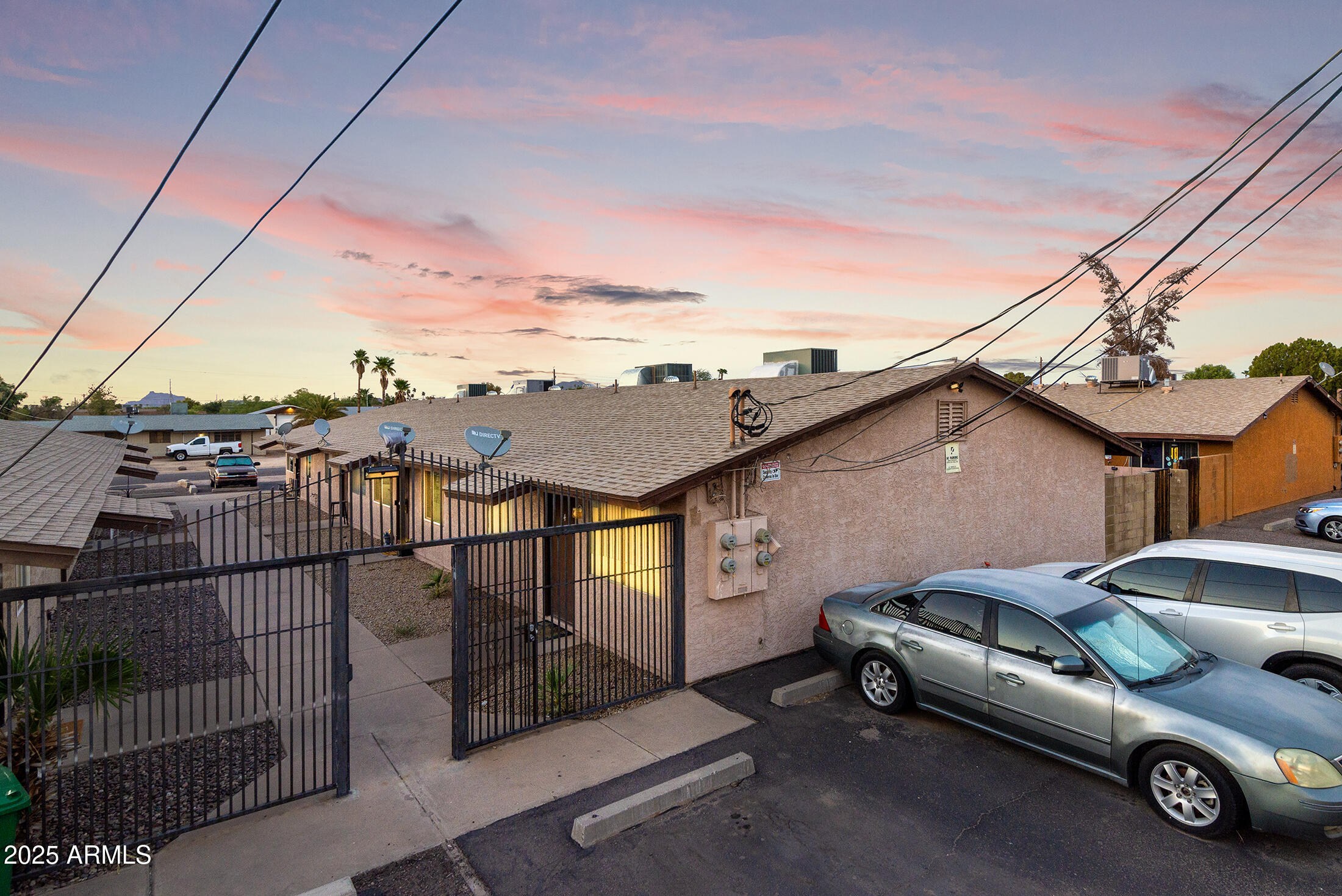 6325 E AVALON Street, 1-4