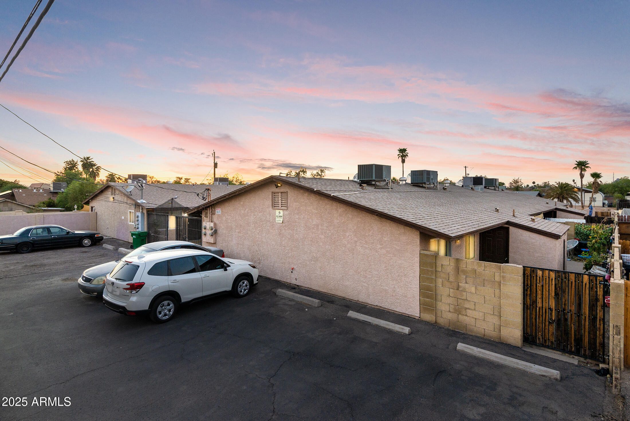 6325 E AVALON Street, 1-4