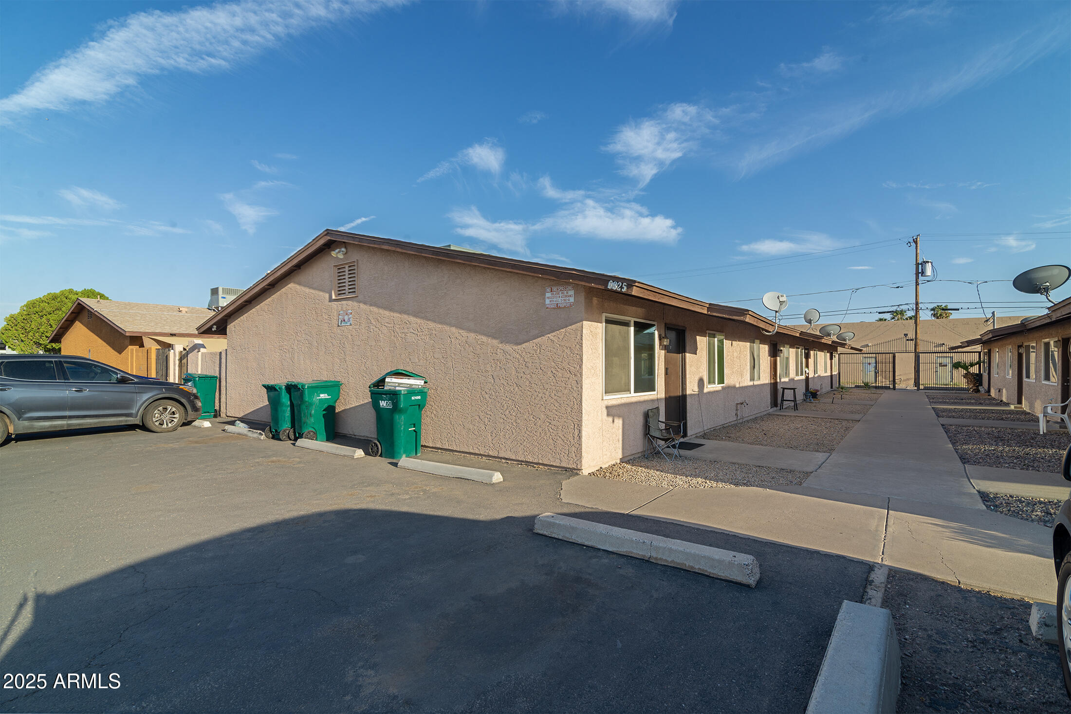 6325 E AVALON Street, 1-4