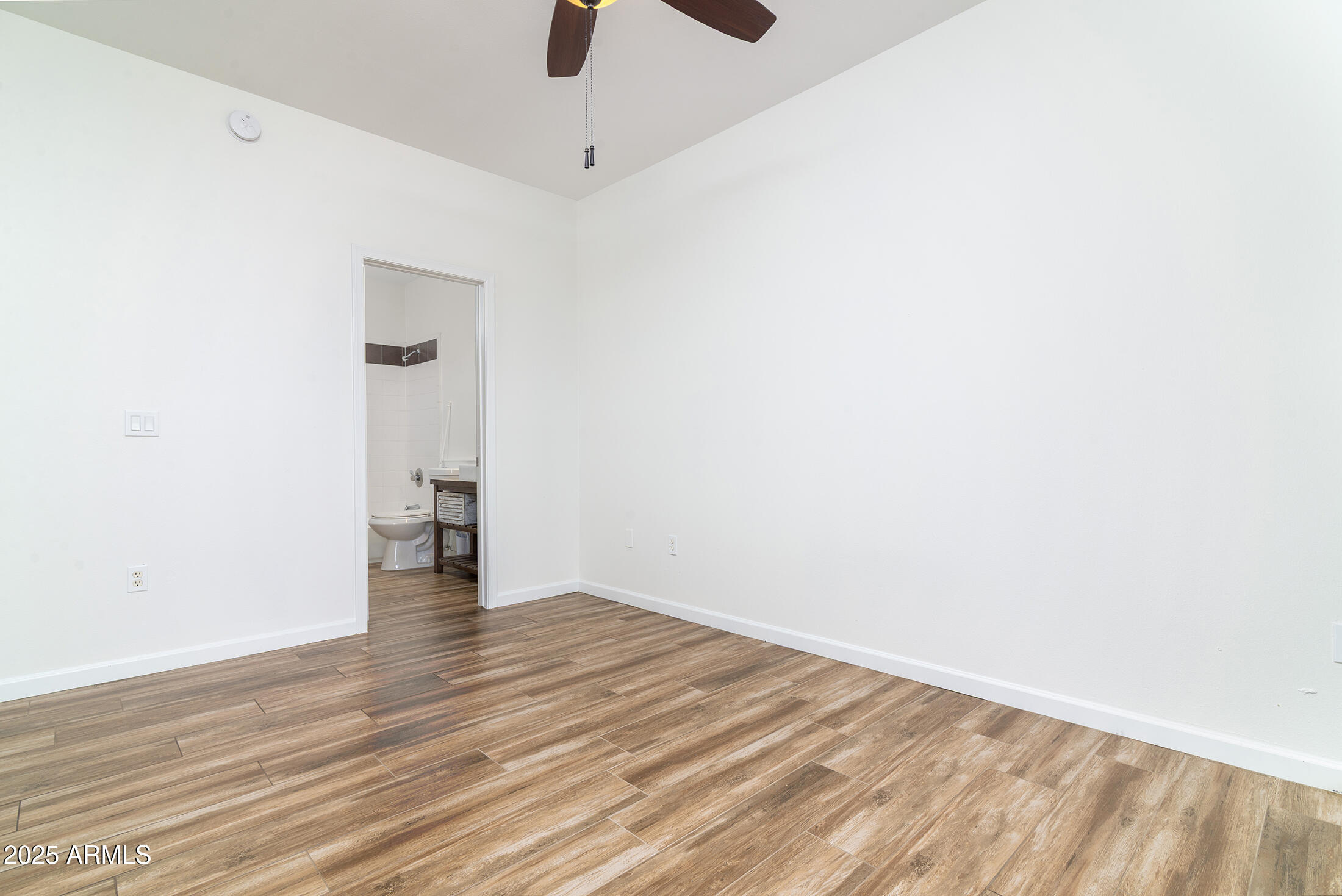 6900 E PRINCESS Drive, 2142