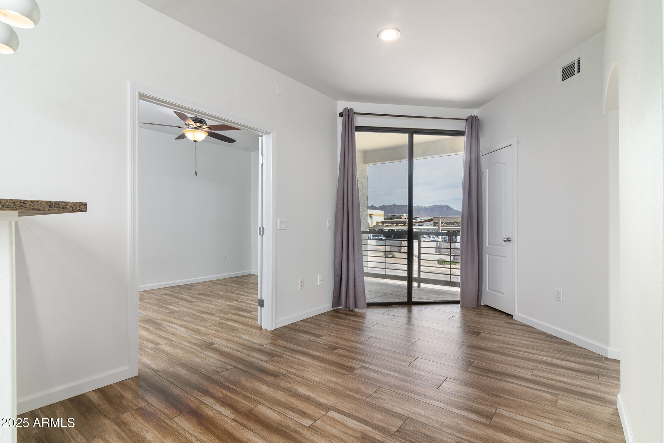 6900 E PRINCESS Drive, 2142