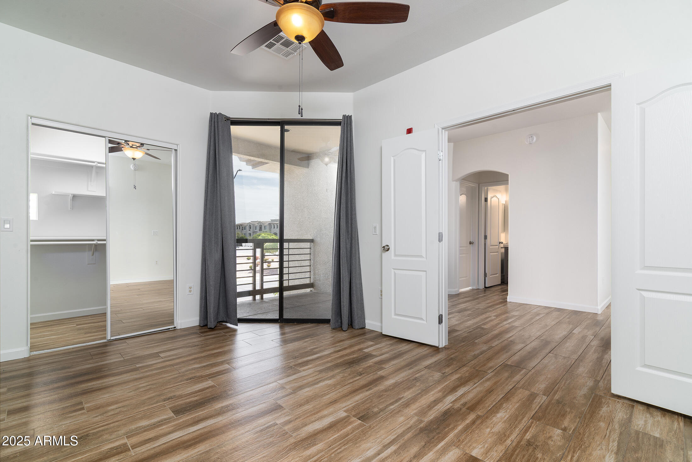 6900 E PRINCESS Drive, 2142