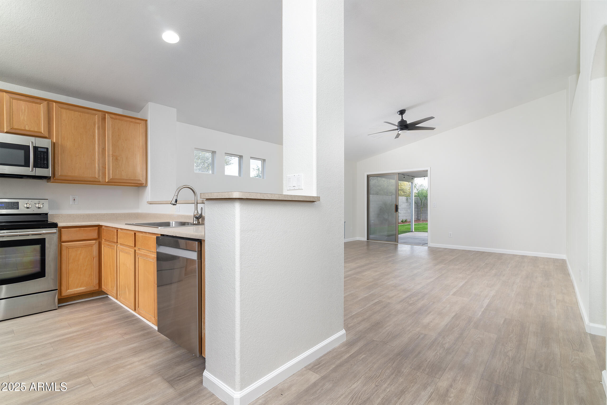 1741 E SIERRA MADRE Avenue