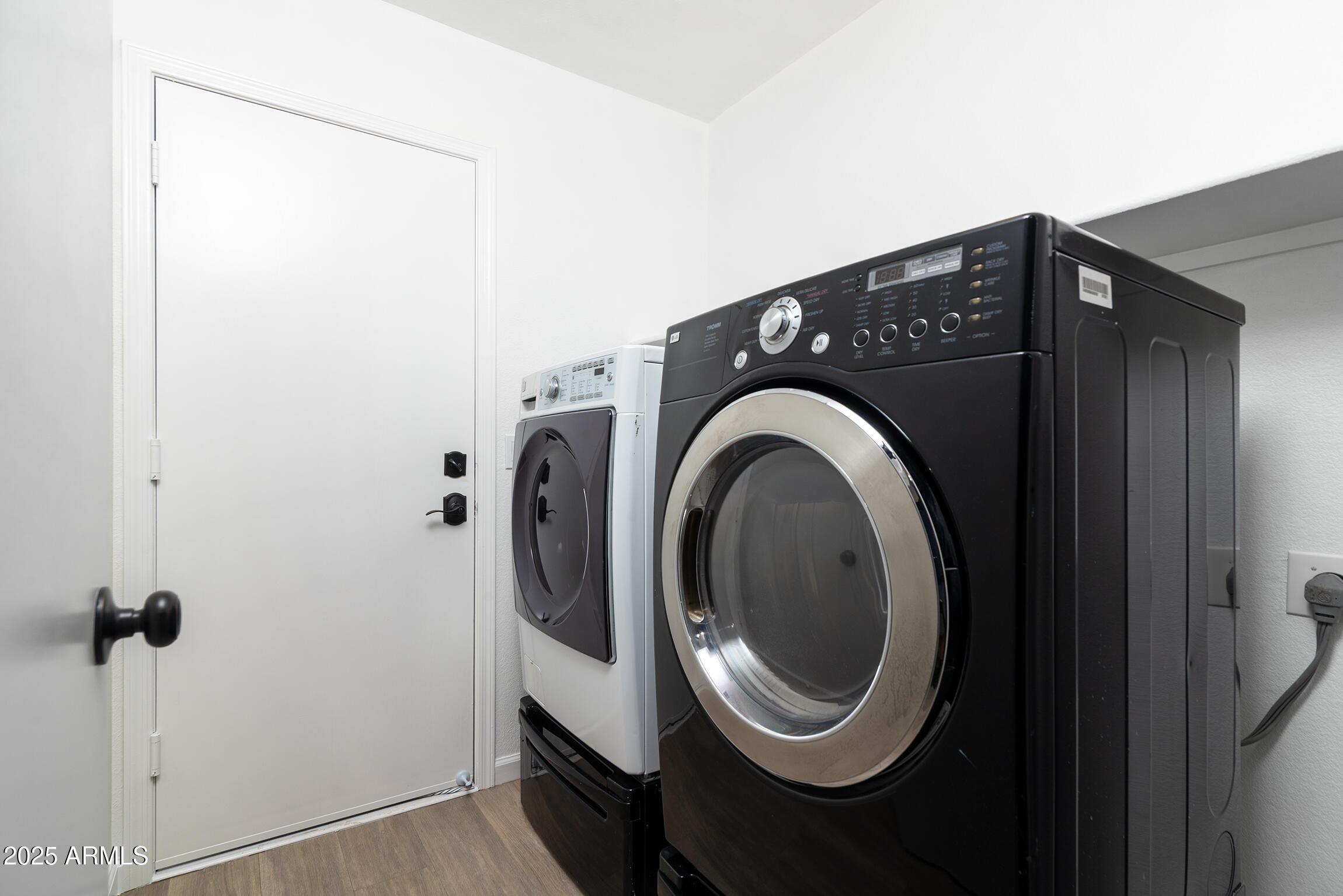 1741 E SIERRA MADRE Avenue