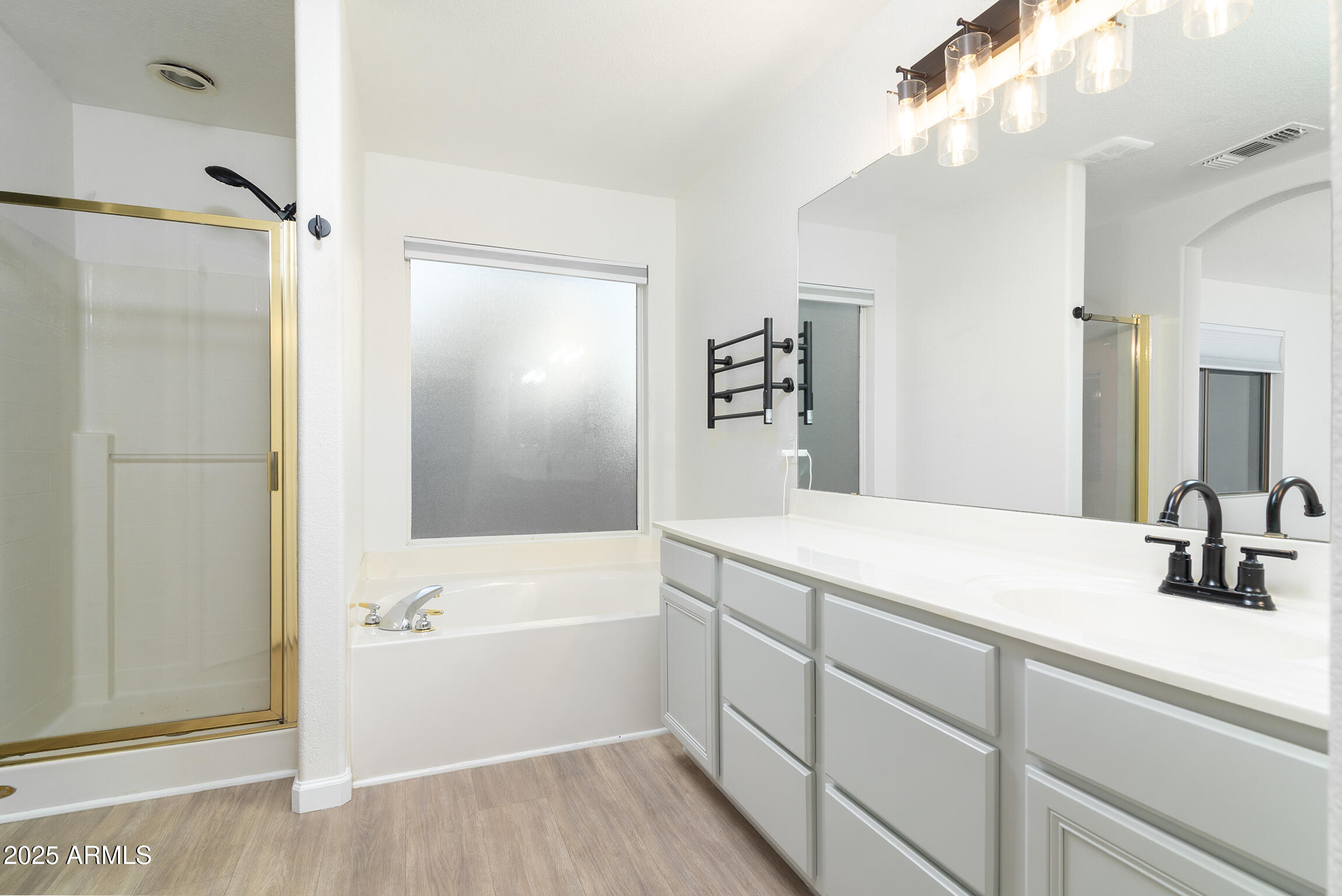 1741 E SIERRA MADRE Avenue