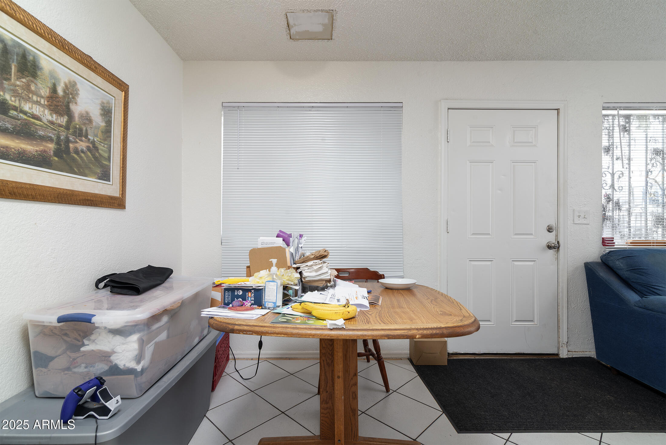 1815 E PUEBLO Avenue