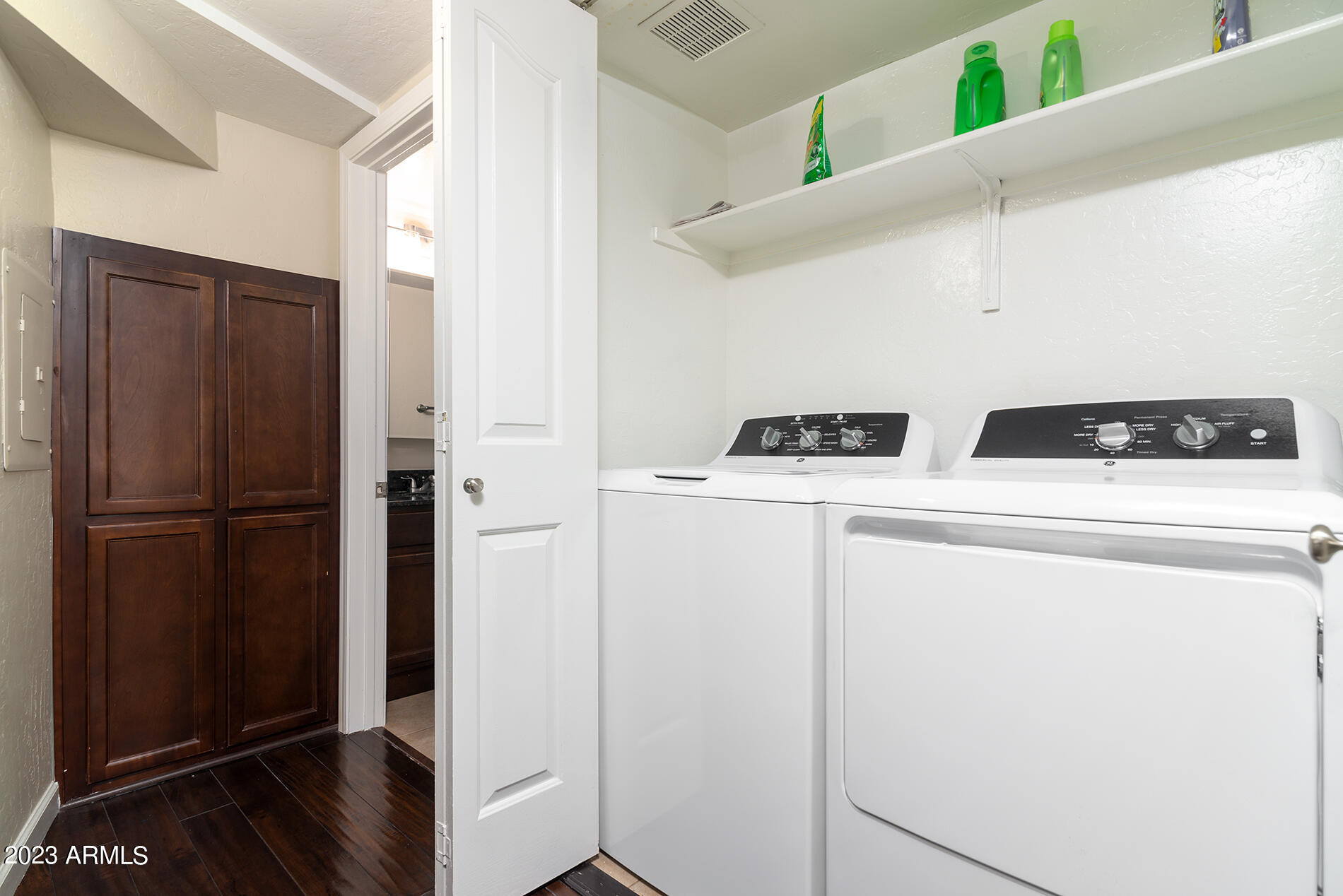 14145 N 92ND Street 2077