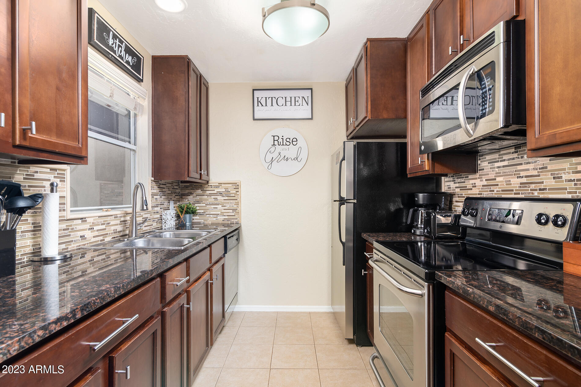 14145 N 92ND Street 2077