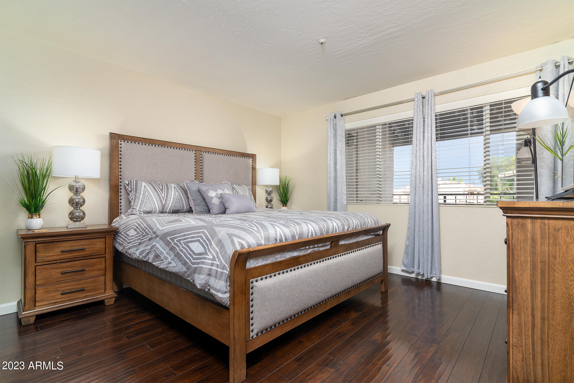 14145 N 92ND Street 2077