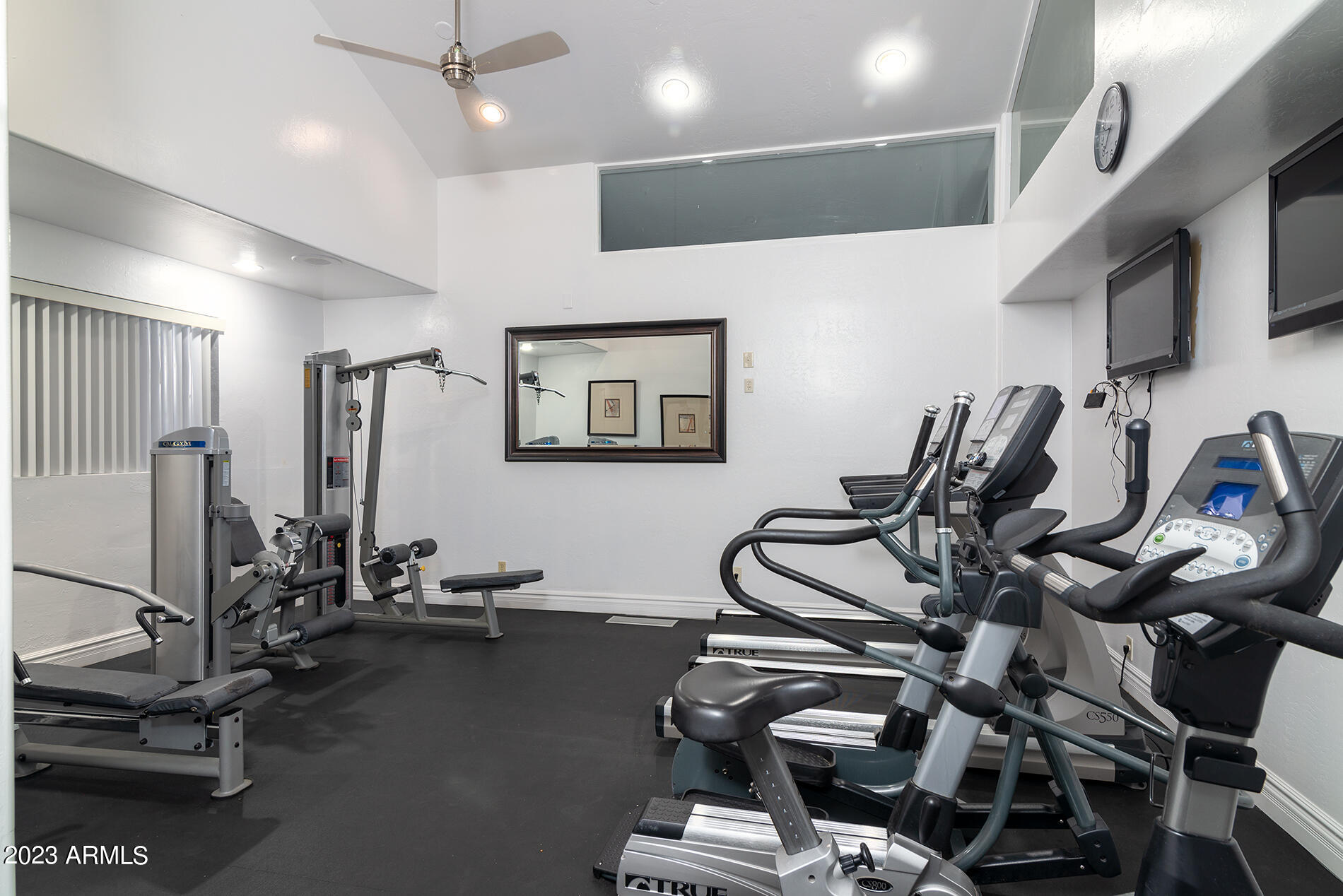 14145 N 92ND Street 2077