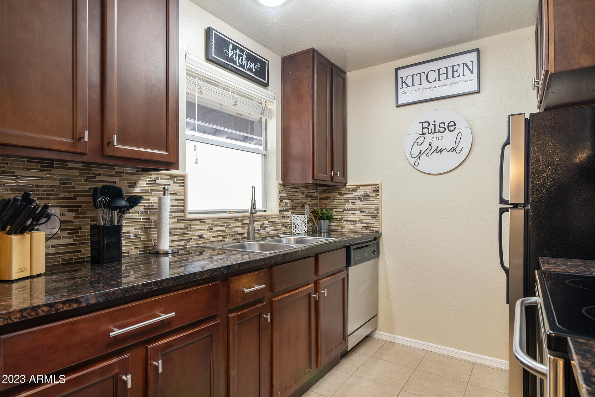 14145 N 92ND Street 2077