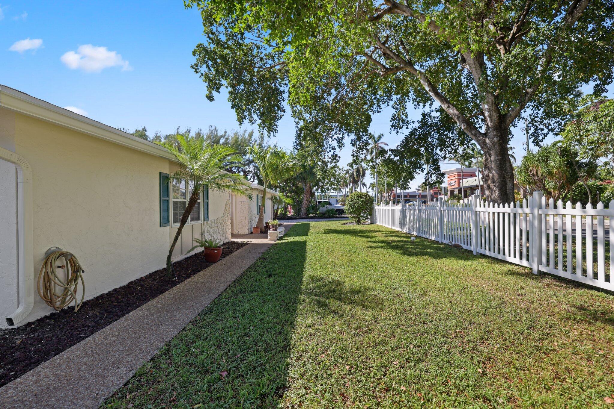 800 Tropic Boulevard