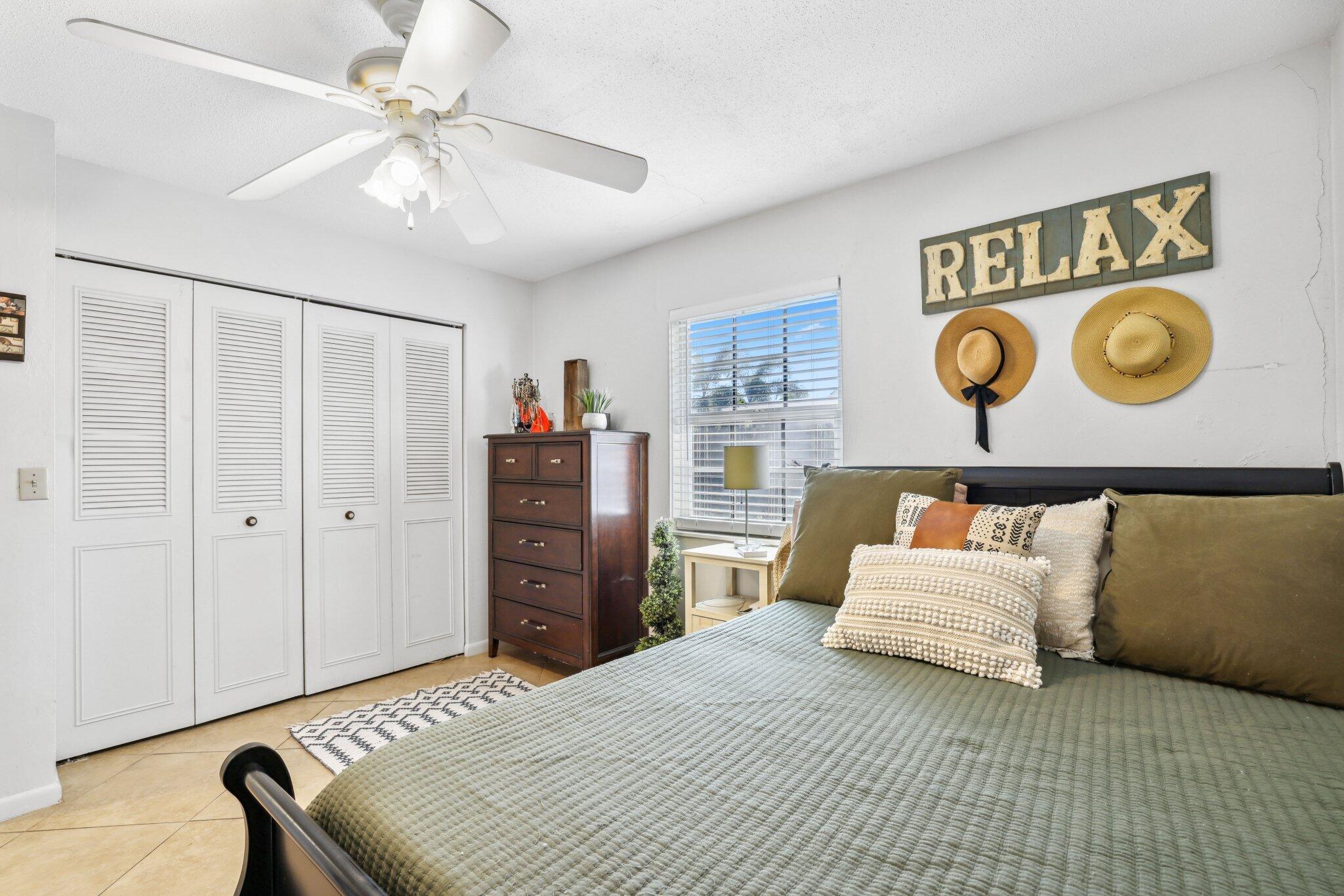 800 Tropic Boulevard