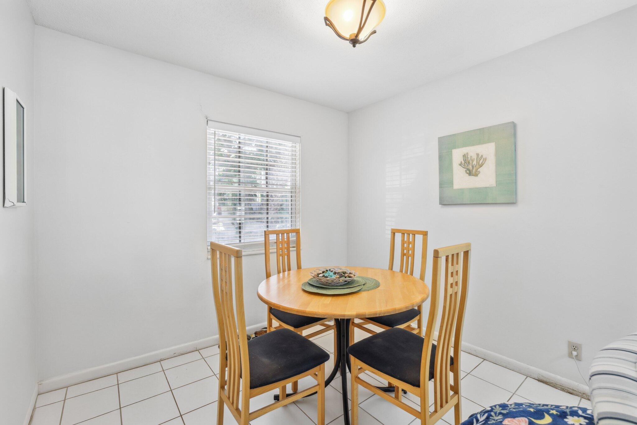 800 Tropic Boulevard