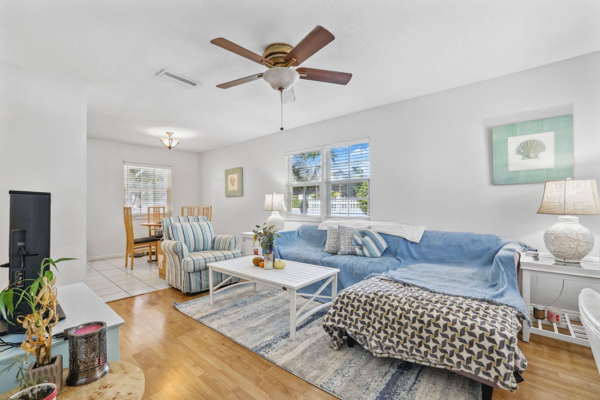 800 Tropic Boulevard