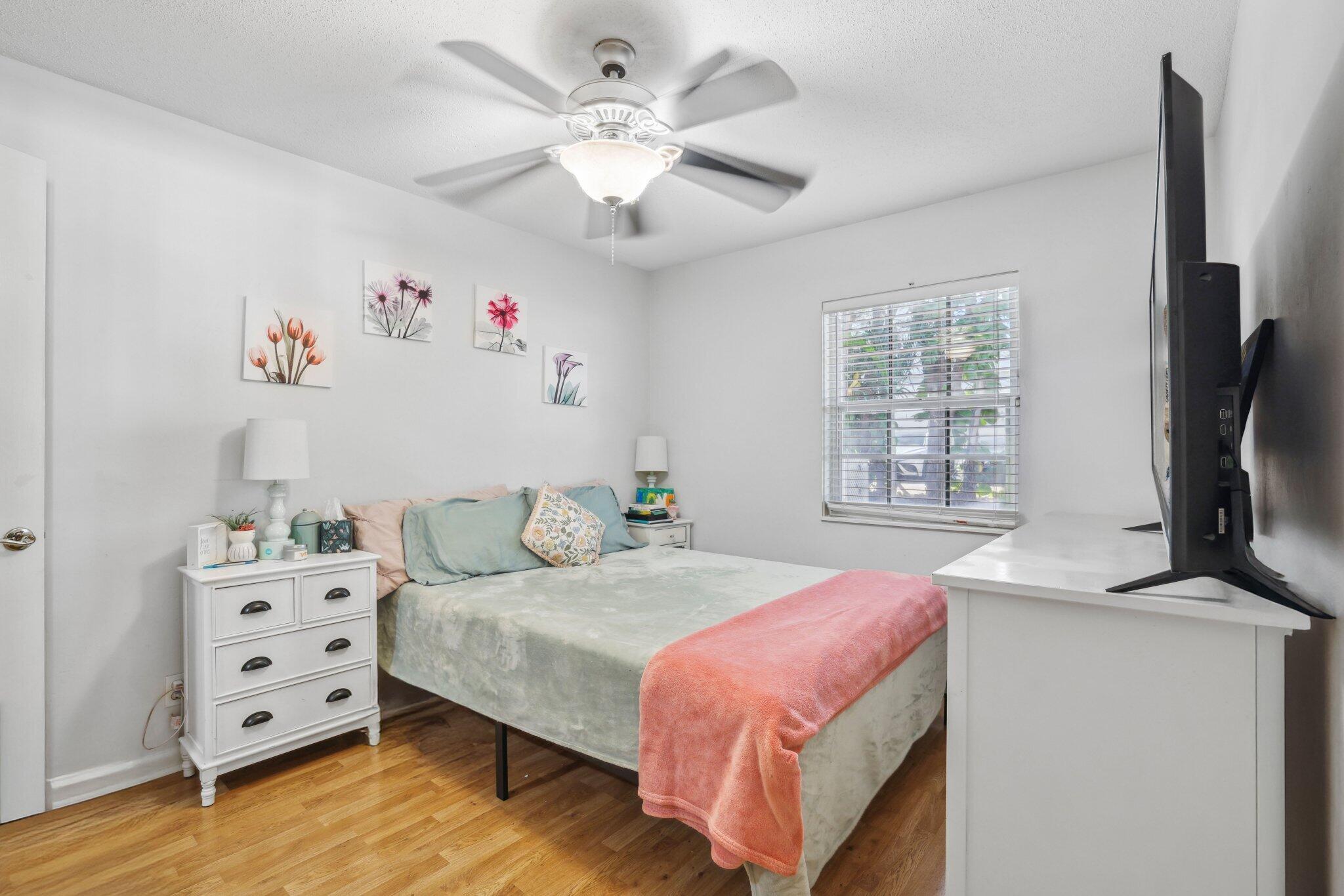 800 Tropic Boulevard