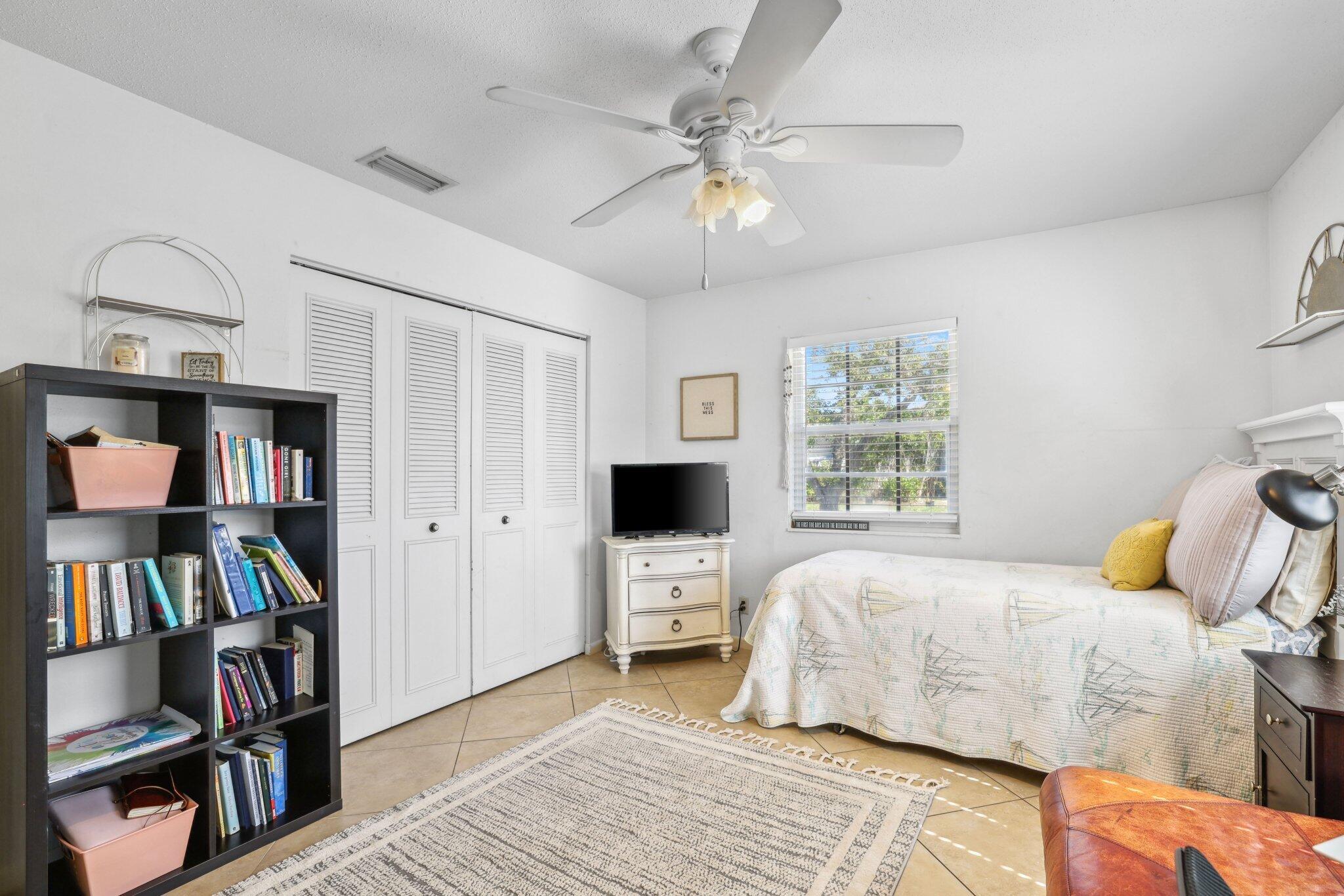 800 Tropic Boulevard