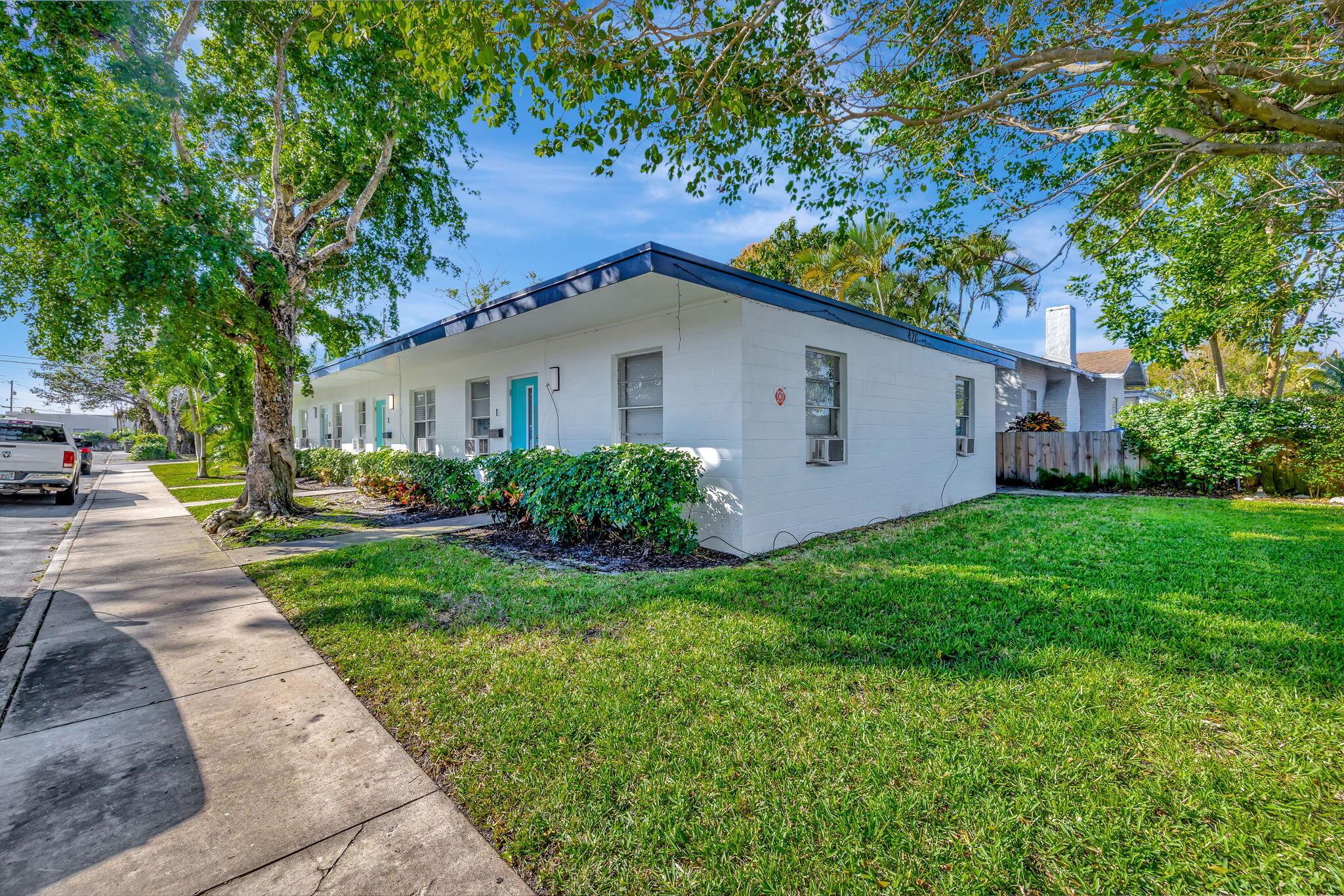 428 Roseland Drive