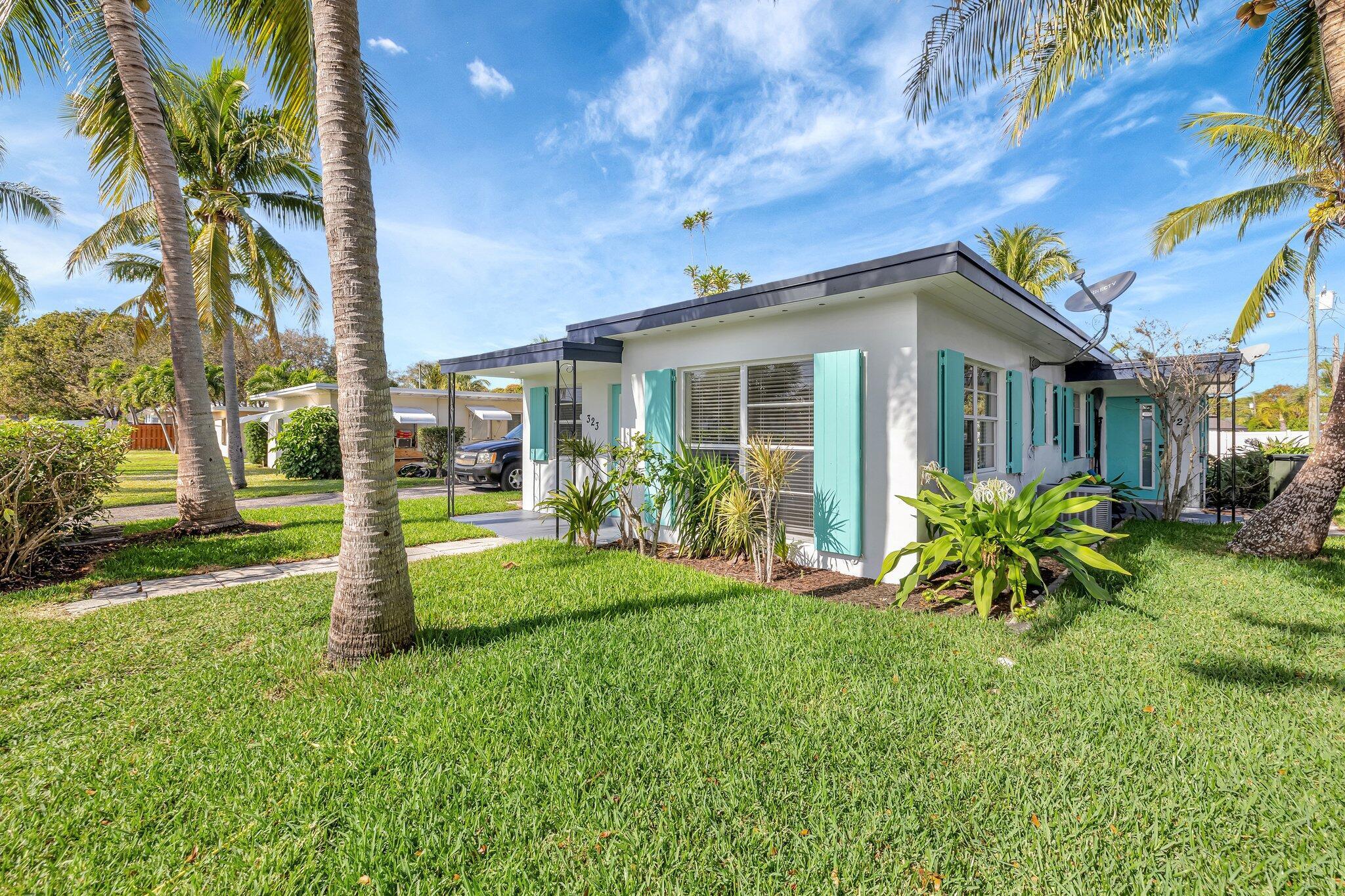 323 De Carie Street 1