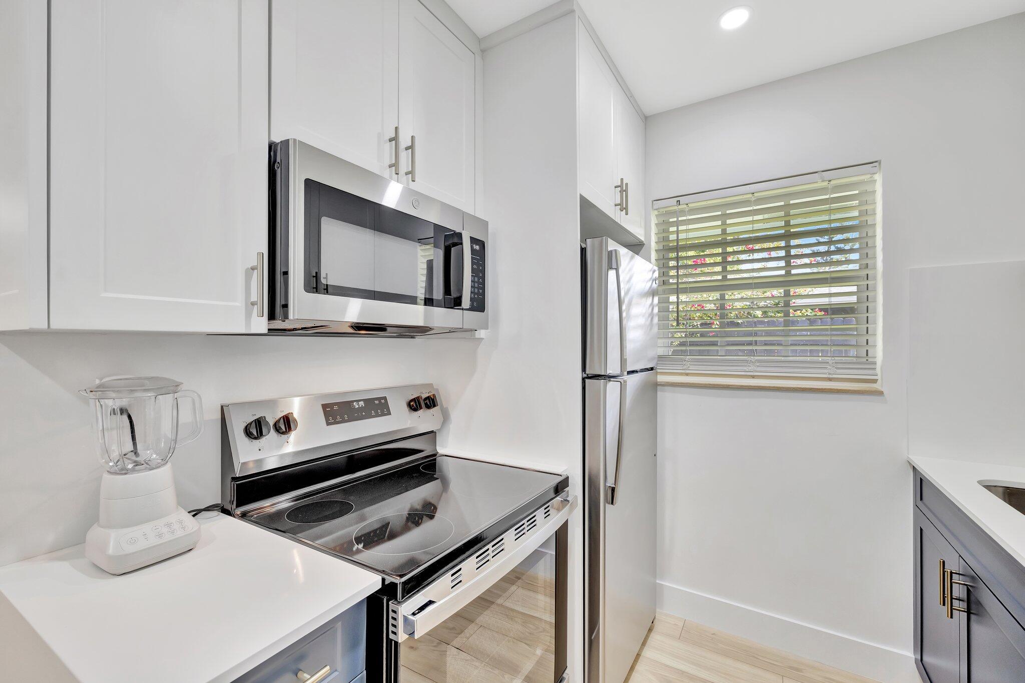 934 NW 4th Avenue 1