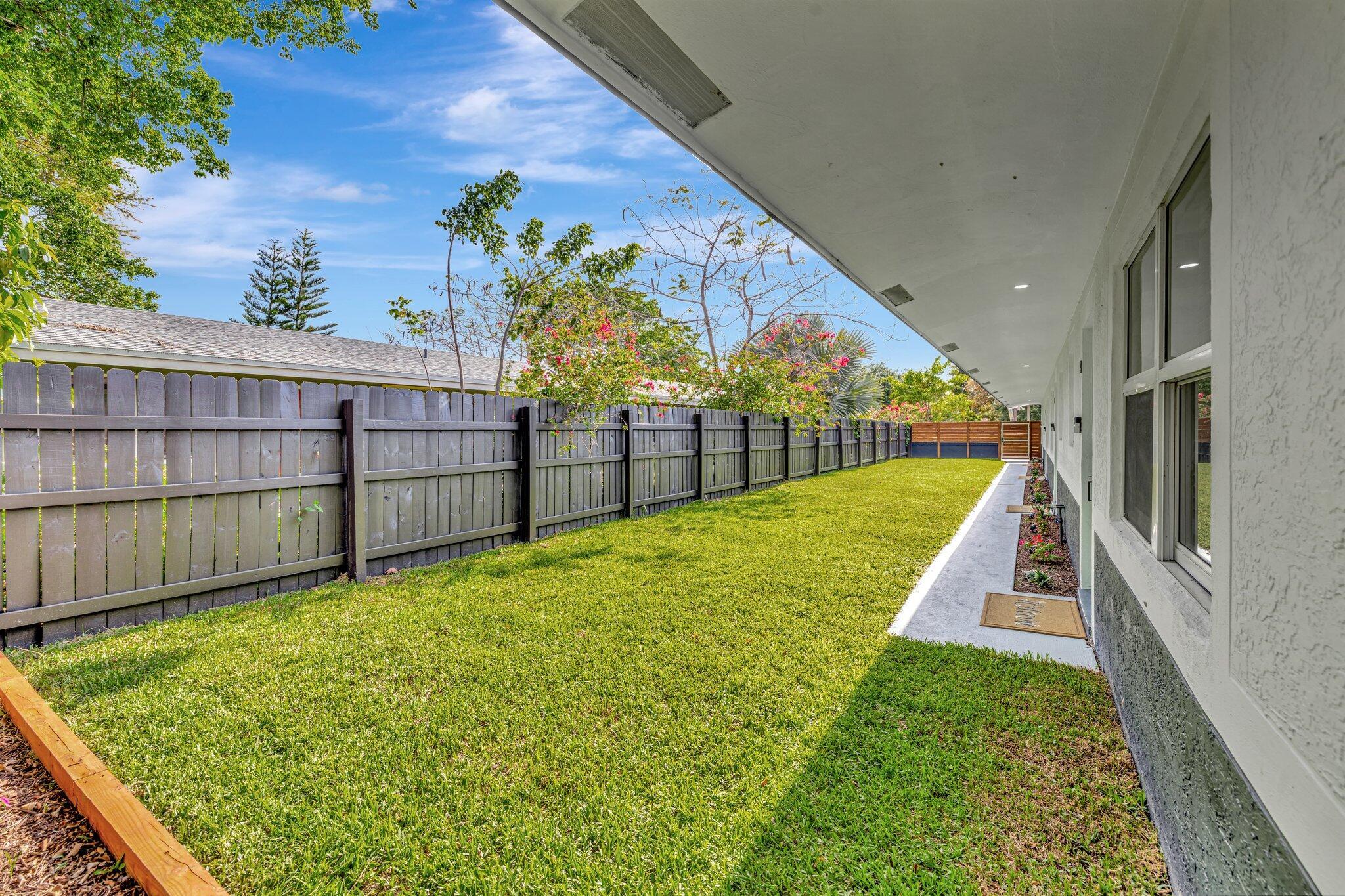 934 NW 4th Avenue 1