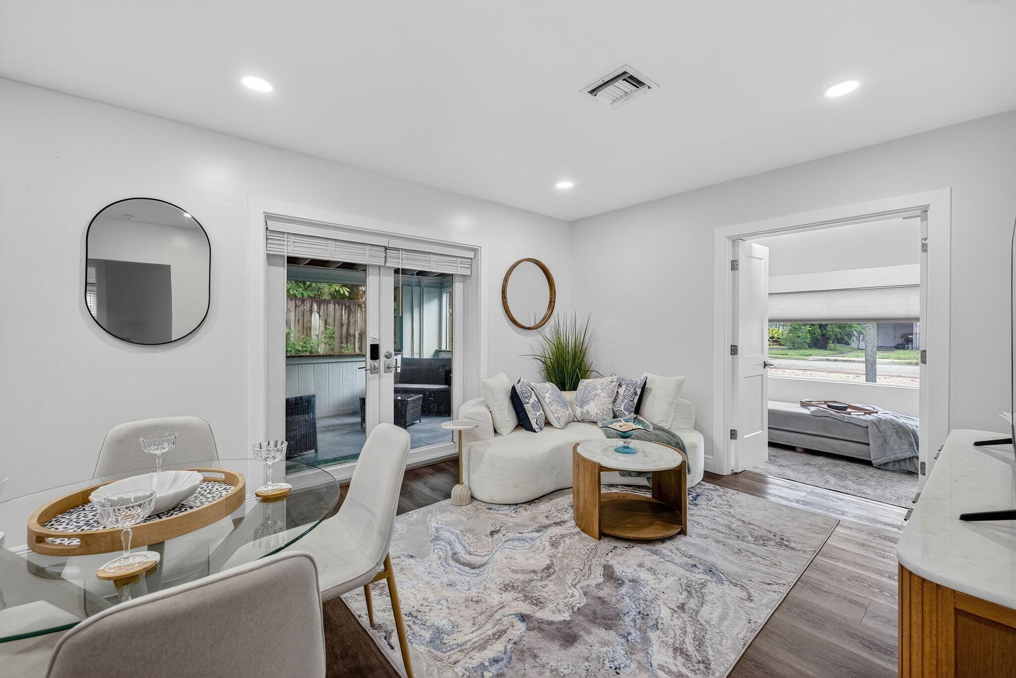 1317 NE 1st Avenue Front