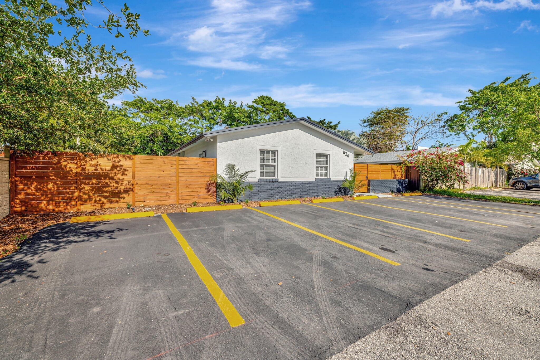 934 NW 4th Avenue 1-4