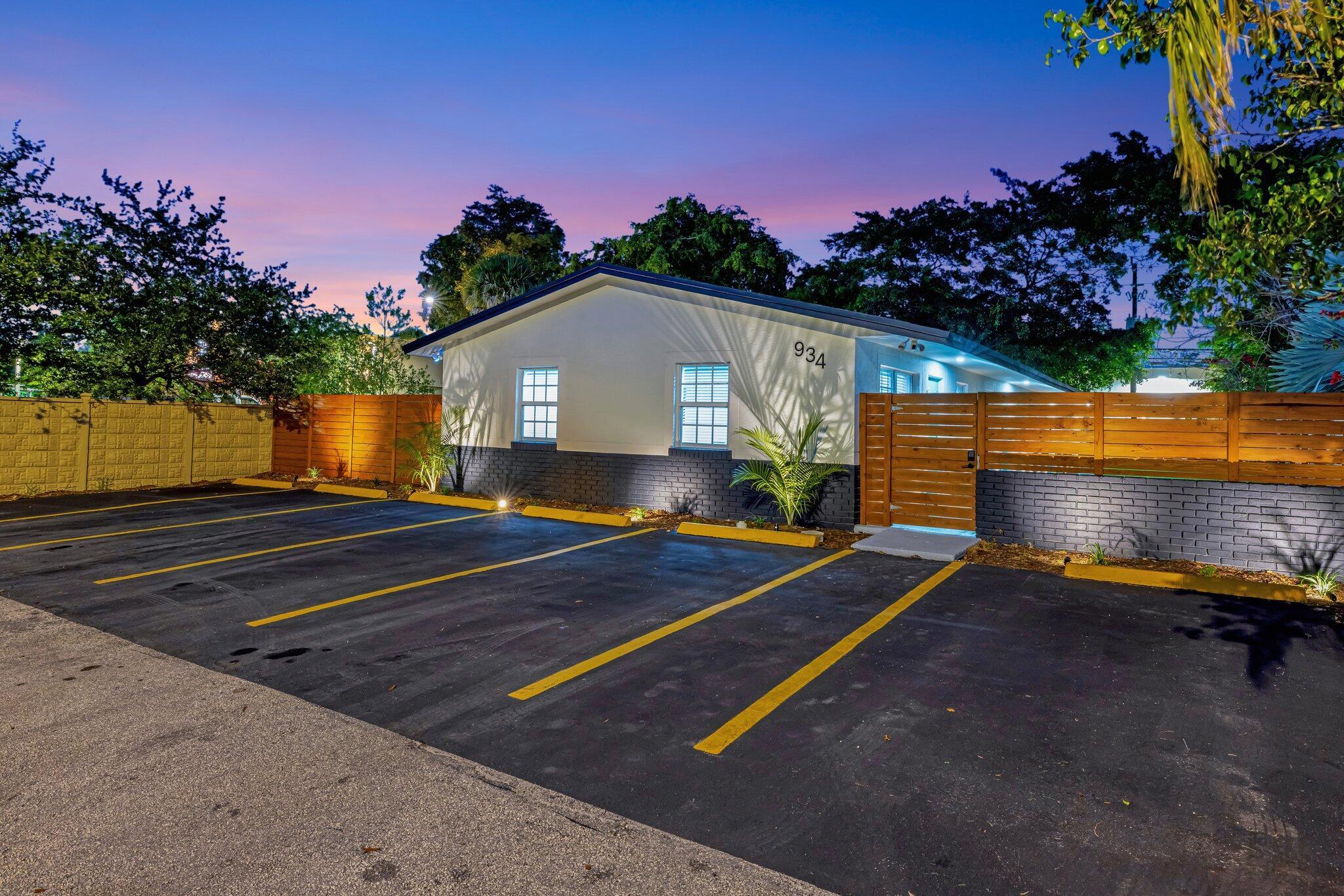 934 NW 4th Avenue 1-4