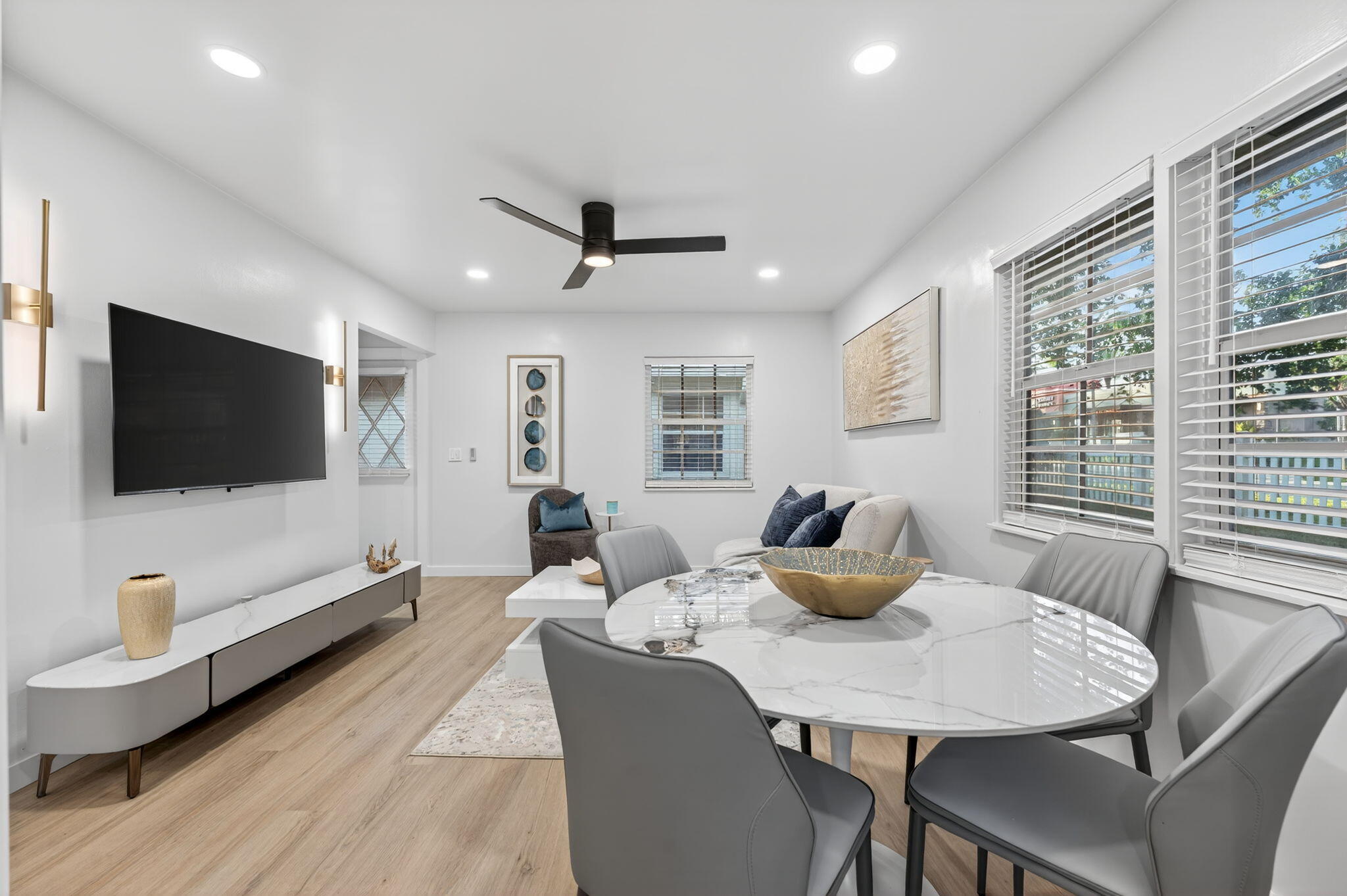 800 Tropic Boulevard