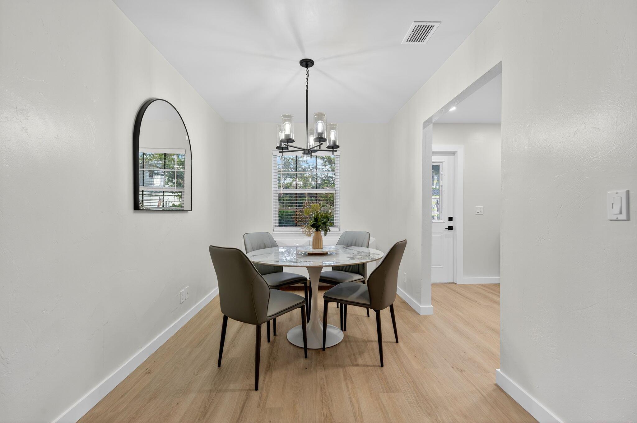 800 Tropic Boulevard