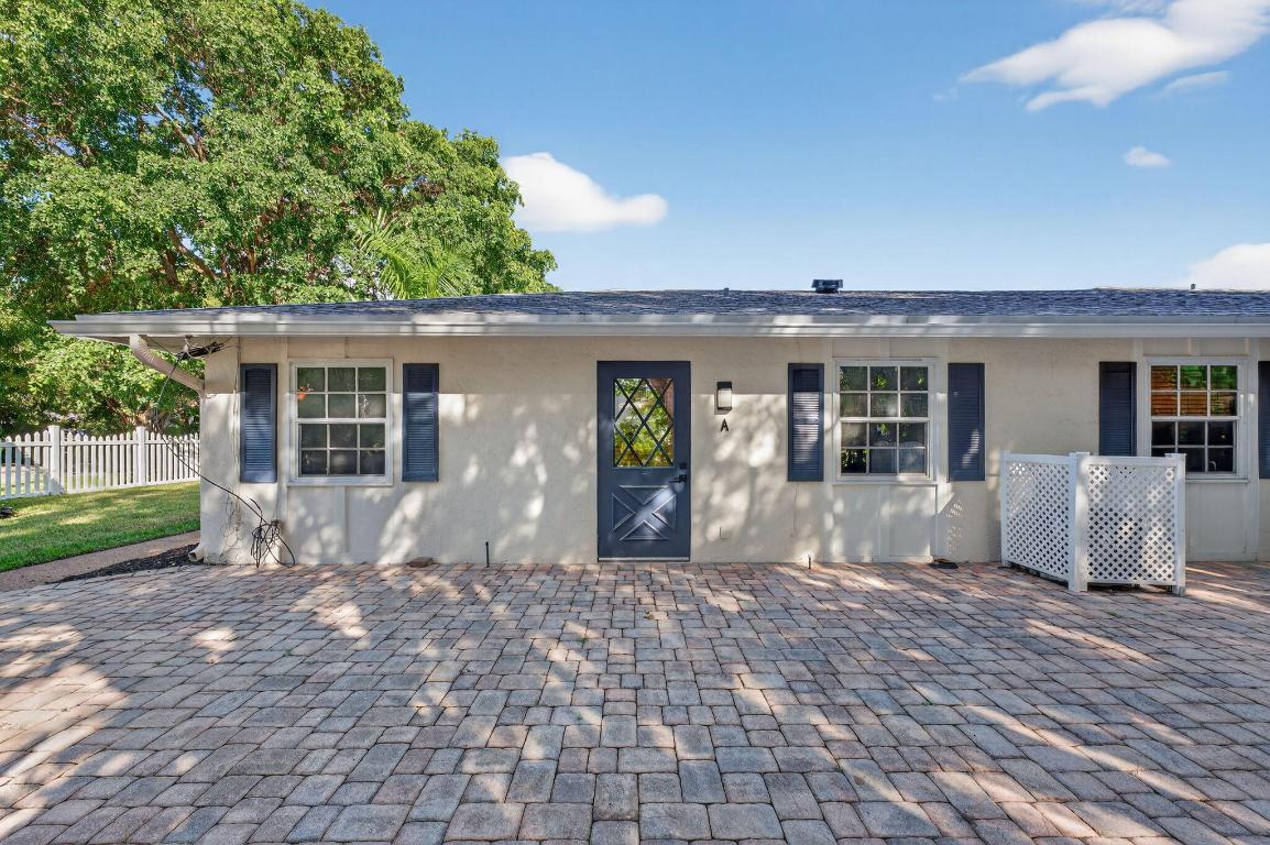 800 Tropic Boulevard