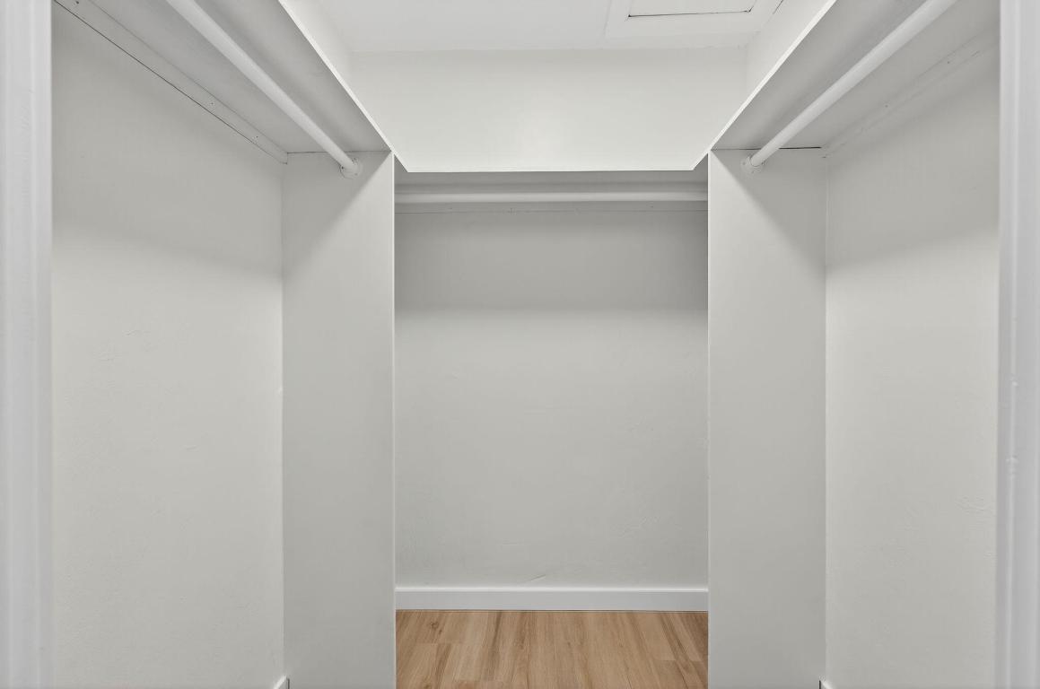 800 Tropic Boulevard