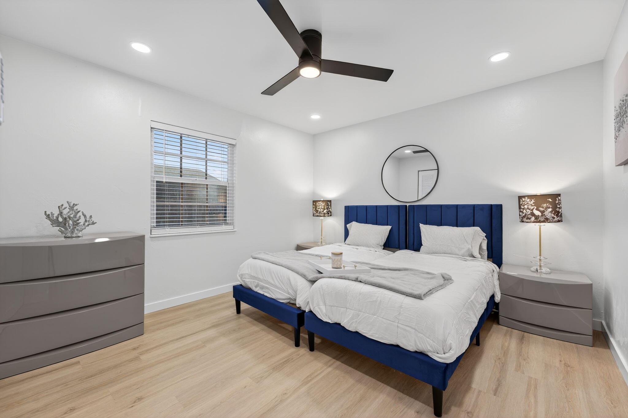 800 Tropic Boulevard