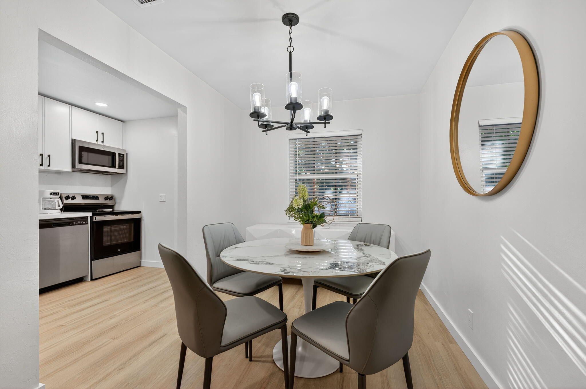 800 Tropic Boulevard