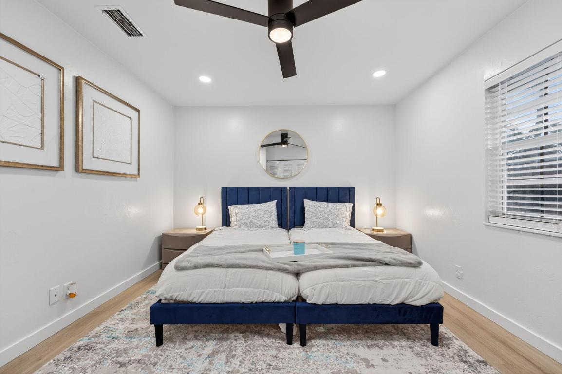 800 Tropic Boulevard