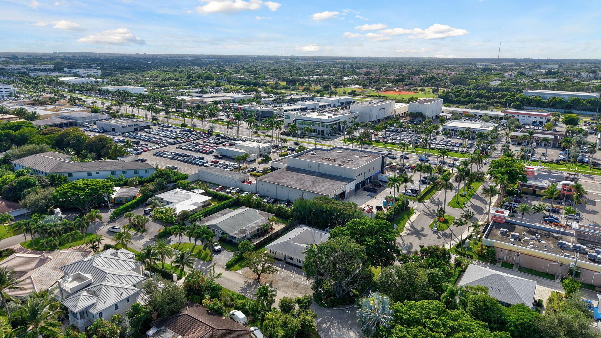 800 Tropic Boulevard