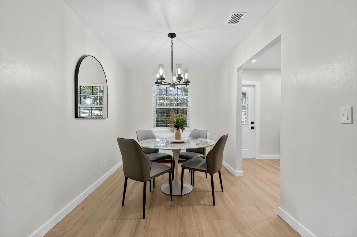 800 Tropic Boulevard