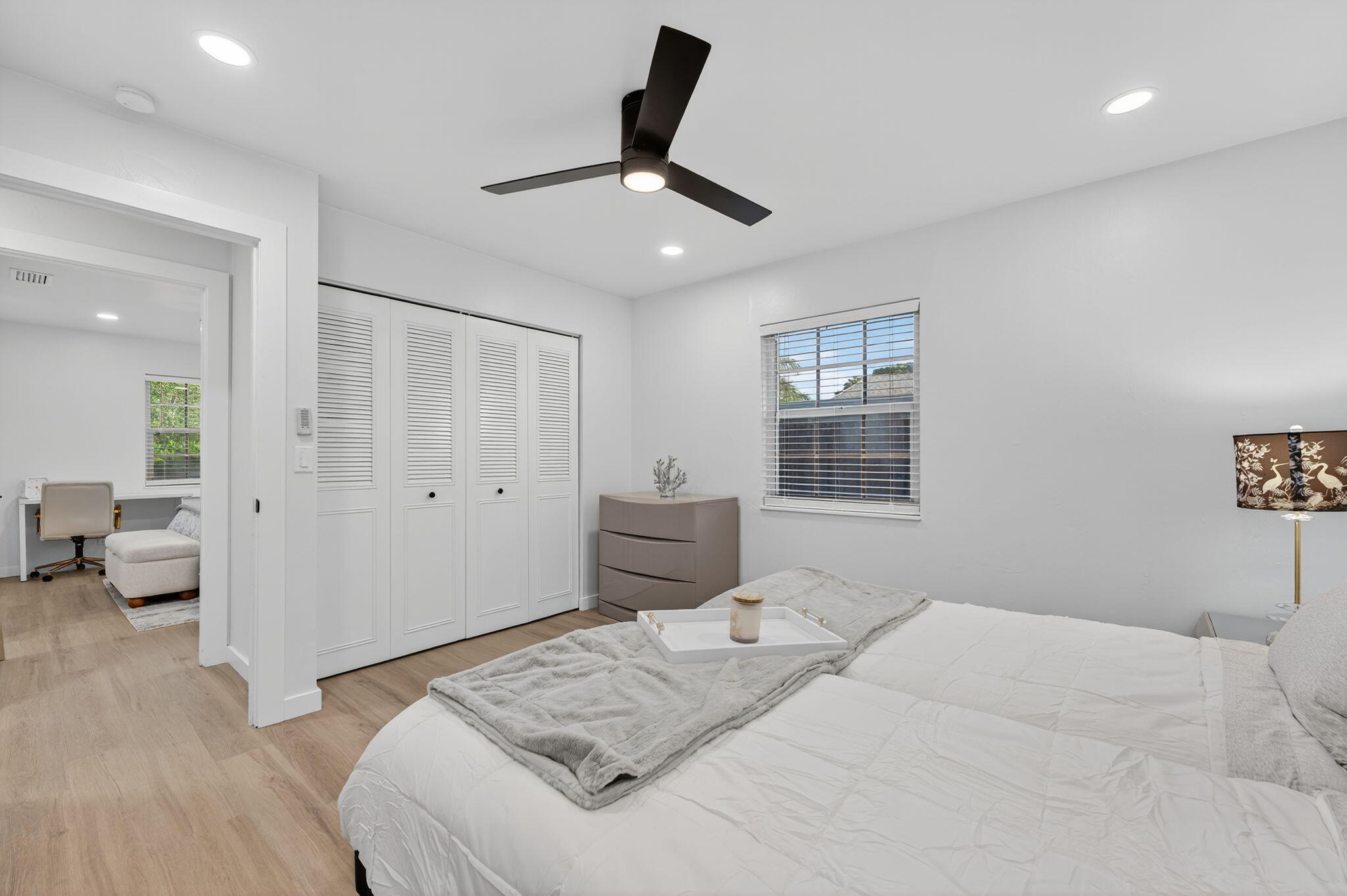 800 Tropic Boulevard