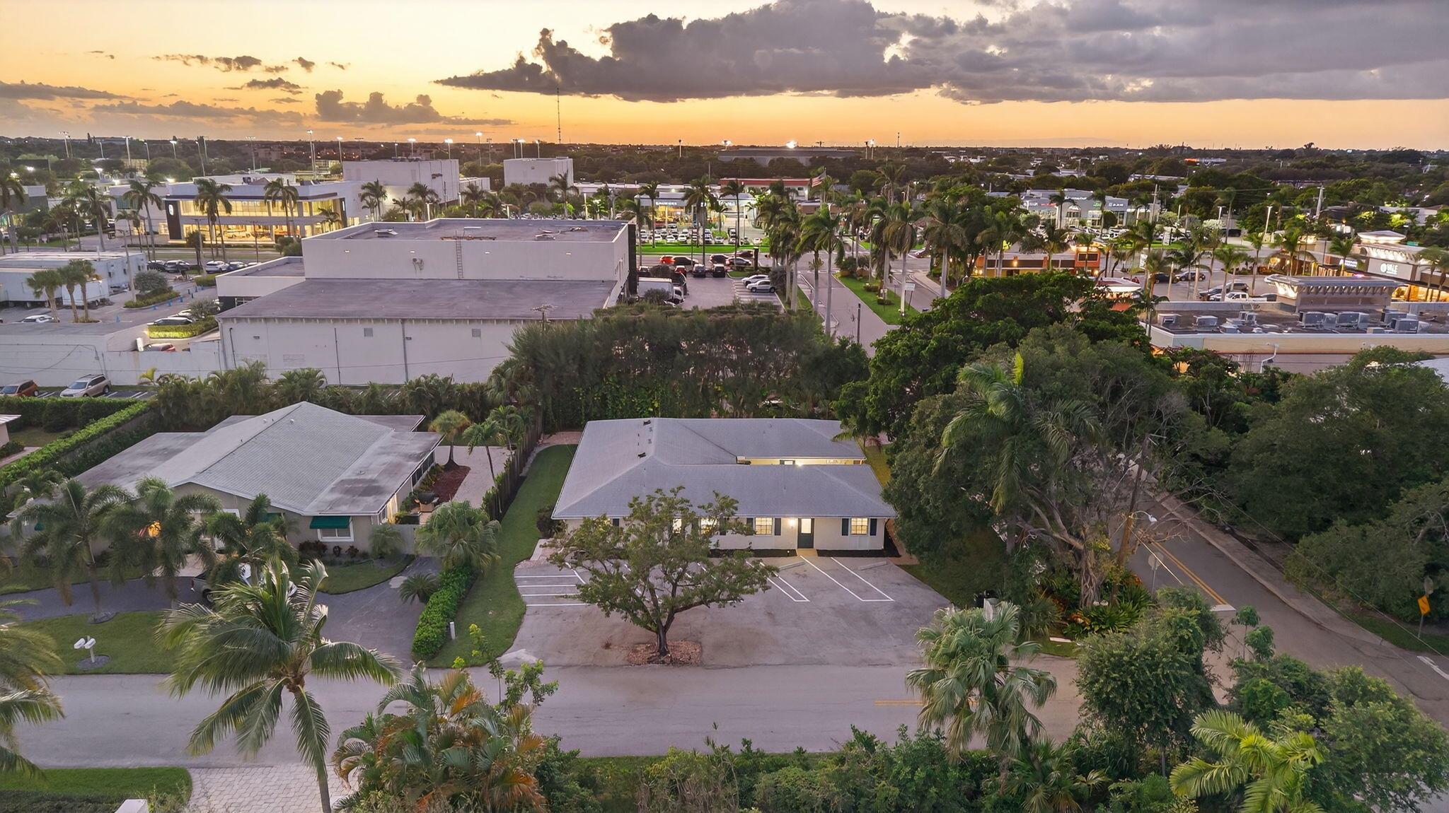 800 Tropic Boulevard