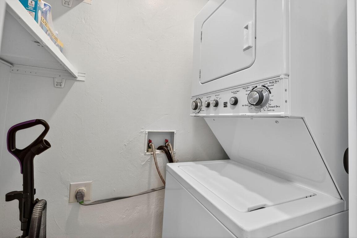 800 Tropic Boulevard