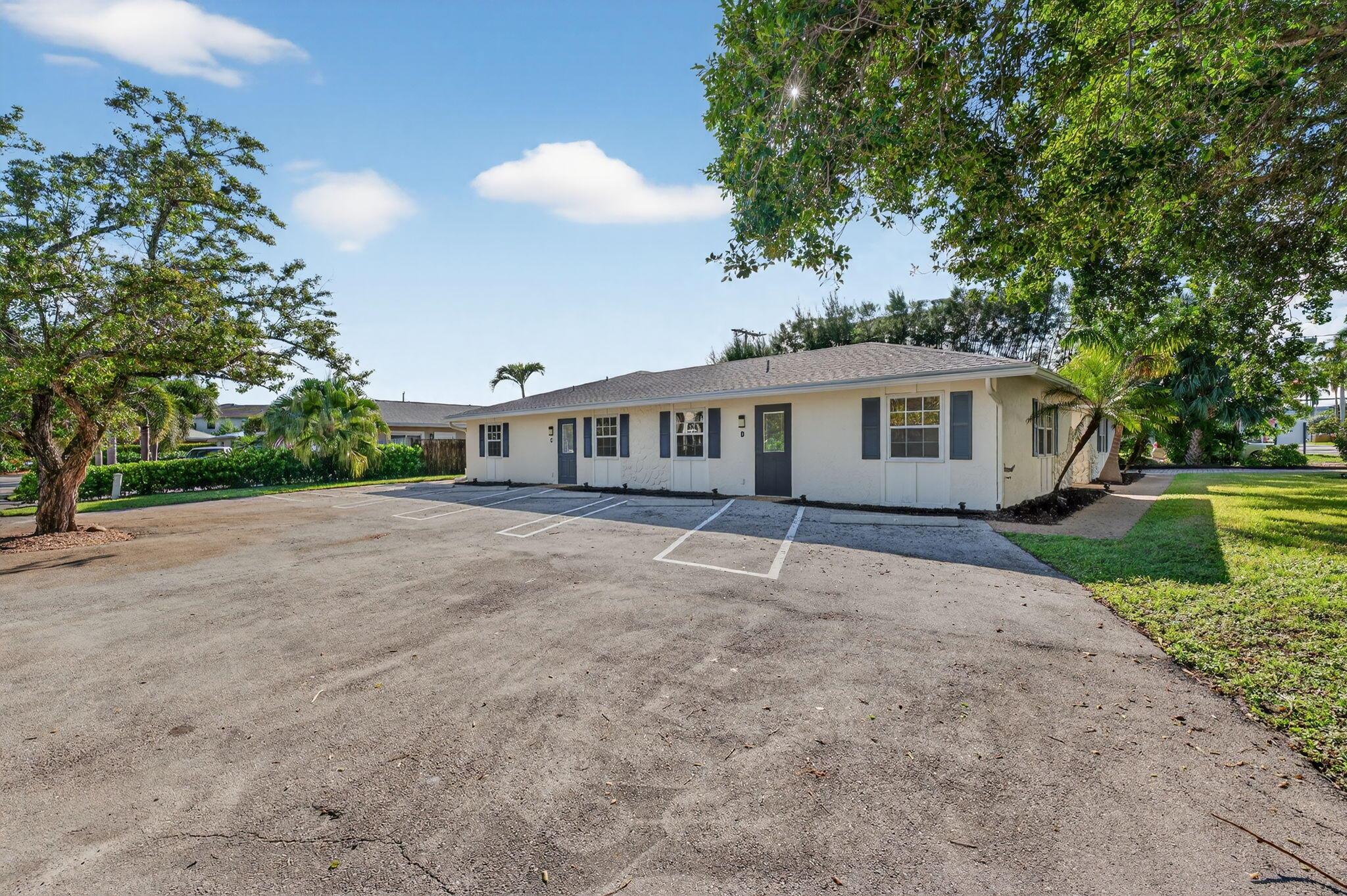 800 Tropic Boulevard B